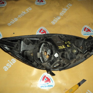 Фара HONDA лев Life '2002 под ксенон