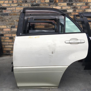 Дверь боковая TOYOTA Harrier MCU15 зад, лев (цена за голое железо)