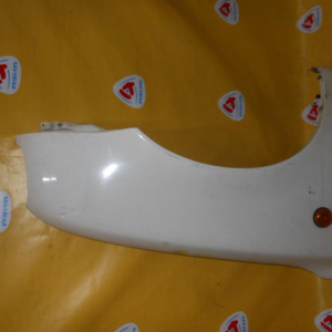 Крыло NISSAN March K11 '1992-1997 перед, прав