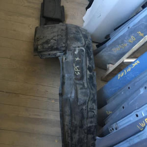 Подкрылок SUBARU Forester SF5 перед, прав дефект SAE