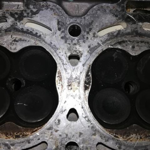 Головка блока SUBARU EJ20G SF5 2 вальная L