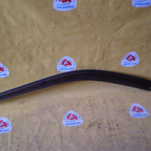 Ветровик HONDA Accord CD4 перед, лев