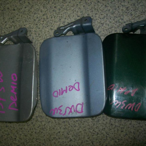 Лючок бензобака Mazda Demio DW3W