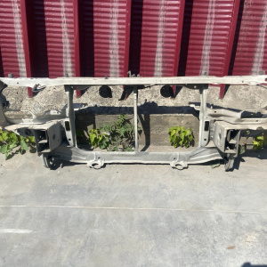 Рамка радиатора TOYOTA Gaia ACM10 '2001-2004 53201-44110