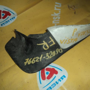 Брызговик TOYOTA Vista SV30 перед, прав