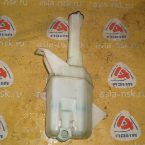 Бачок омывателя TOYOTA SV40 SV41 Camry/Vista (маленький) без мотора 85315-32070