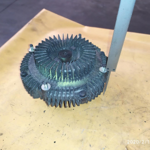 Термомуфта Toyota 2L-TE/3L/5L Mark II LX90 высота 67 мм., диаметр по центрам болтов 136/62 мм.