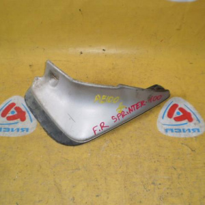 Брызговик TOYOTA Corolla/Sprinter AE100 перед, прав