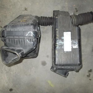 Корпус воздушного фильтра TOYOTA CT190 2C '1992 (17700-64190) деф.крепл.
