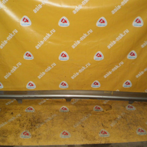 Накладка на порог Nissan Avenir Salut W11 R 76852-WA000