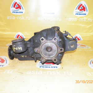 Редуктор Toyota KZN130 Hilux Surf/4Runner F 41/10.  (４．１００)   С вакуумником. Дефект датчиков. 41110-35690