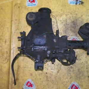 Редуктор Toyota KZN130 Hilux Surf/4Runner F 41/10.  (４．１００)   С вакуумником. Дефект датчиков. 41110-35690