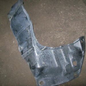 Защита двигателя TOYOTA AE110 перед, лев