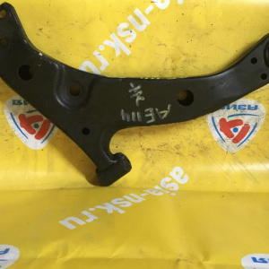 Рычаг TOYOTA AE114/AE115 R