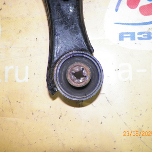 Рычаг Toyota ST202/ST200/ST201/ST203/ST206/ST207 Carina ED/Corona SF/Curren/Celica перед, прав