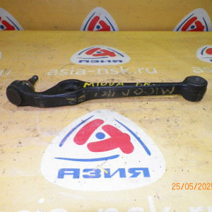 Рычаг TOYOTA M100A Duet перед, прав Нет пыльника на шаровой