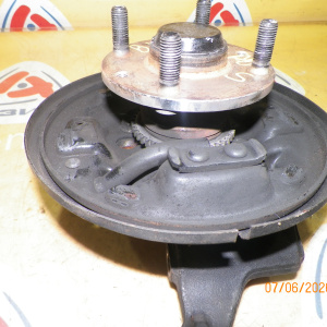 Ступица Mazda BJ3P/BJ5P/BJ5W/BJ8W/BJEP/BJFP/BJFW Familia зад, лев 2WD ABS.Барабанные тормоза. Голая без барабанна и колодок.4шпильки. B25D26115.B6032615XB.