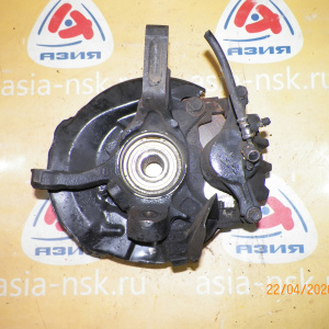 Ступица Toyota VCV10 Windom перед, лев В сборе. Без ABS. Суппорт одна поршевой. 43212-33010