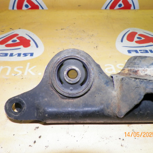 Рычаг TOYOTA CR40/CR41/CR42/SR40/KR41/KR42/CR50/CR51/CR52/SR50/KR52 Lite Ace Noah/Town Ace Noah зад, лев прод. под пружину