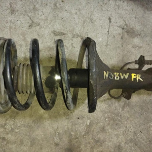Стойка Mitsubishi N38W Chariot перед, прав 2WD