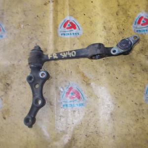 Рычаг Toyota SV30/SV32/SV33/SV35/CV30/SV40/SV41/SV43/CV40 Camry/Vista перед, прав 4SFE/3SFE 48620-32060 / 48641-32020