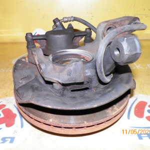 Ступица Toyota SV40/SV41/CV40 Camry/Vista перед, прав 2WD Без ABS. В сборе.Диаметр диска-255мм.Толщина-25мм.Суппорт-(57-25). 43211-32080. 43211-32091.43512-32