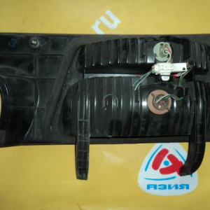 Вставка между стопов TOYOTA Estima ACR30 R