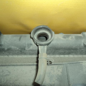 Радиатор охлаждения TOYOTA CR40/CR50 Lite Ace Noah/Town Ace Noah 6A14 m/t с горловиной