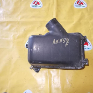 Корпус воздушного фильтра TOYOTA AE100/AE110/AE115 Corolla Spacio/Corolla/Sprinter