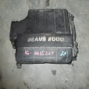 Корпус воздушного фильтра TOYOTA GX100 Beams
