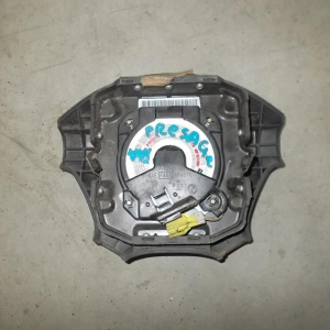 Подушка безопасности NISSAN Bluebird/Bassara/Presage/R'Nessa/Primera/Pulsar U14/U30/N30/P11/N15 вод 4 спицы (с зарядом)