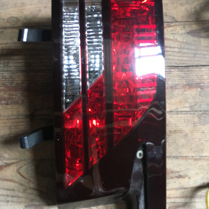 Вставка между стопов TOYOTA Lucida L