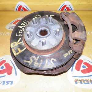 Ступица Toyota ST195/ST215 Caldina/Carina/Corona перед, прав БЕЗ ABS 5x100