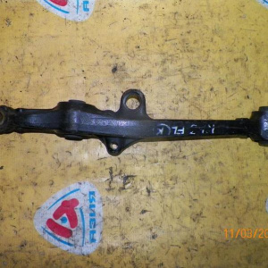 Рычаг Honda RA1/RA2/RA3 Odyssey перед, лев н