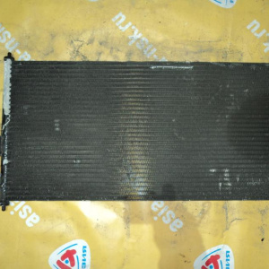 Радиатор кондиционера NISSAN HV10 Tino