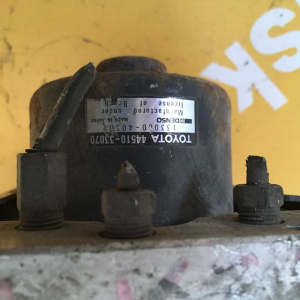 Блок ABS TOYOTA MCV20/SV40/CV40/SXV20