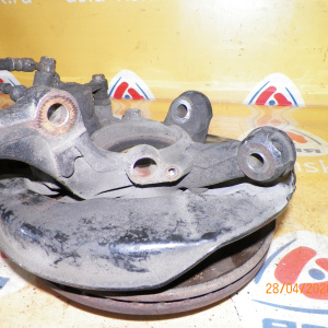 Ступица Toyota NHW10/NHW11 Prius 1NZ-FXE перед, лев ABS. В сборе. Суппорт-(54-22). 43212-47010.