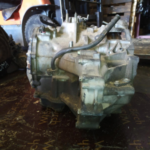 АКПП Mazda KF/KL/K8 FU2D19090C 2WD 9 конт. 28 зуб. 6 положений, 3 отверстия на верхнем креплении подушки Eunos 500