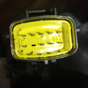 АКПП Mazda KF/KL/K8 FU2D19090C 2WD 9 конт. 28 зуб. 6 положений, 3 отверстия на верхнем креплении подушки Eunos 500
