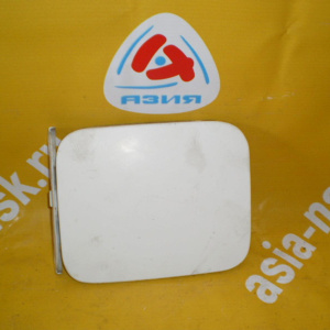 Лючок бензобака NISSAN Sunny B15
