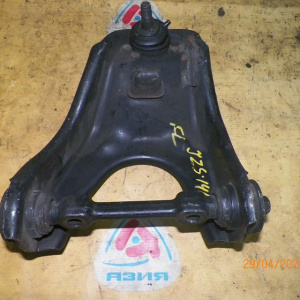 Рычаг TOYOTA GS130/JZS141 перед, лев в С шаровой.