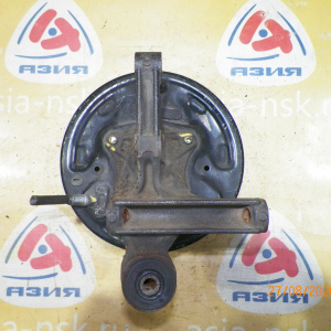 Ступица Toyota AT190/AT191/AT192/AT212 Carina зад, прав 2WD Без ABS.Барабанные тормоза. 4 шпильки.В сборе с барабаном и колодками. 42304-20140.42304-20320.4