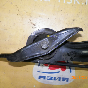 Рычаг HONDA CE4/CB5 зад, лев продол