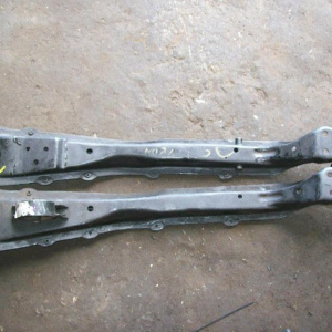 Балка NISSAN N30/U30 R'Nessa/Presage F продольная