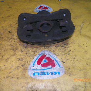 Суппорт TOYOTA AE100/AE110 перед, прав (51-22)