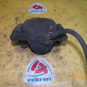 Суппорт Toyota GX90 Mark II/Chaser/Cresta перед, лев PE57A