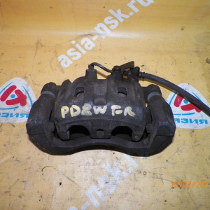 Суппорт Mitsubishi PD8W/V46W Delica/Pajero перед, прав