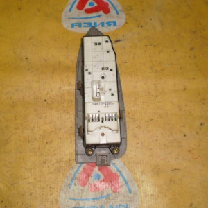 Пульт стеклоподъемника TOYOTA Corolla Spacio AE111 перед, прав