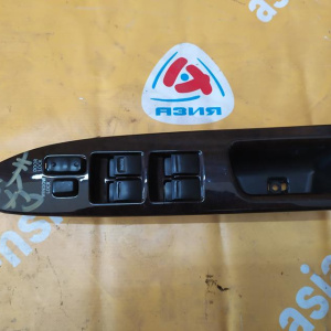 Пульт стеклоподъемника Toyota Chaser/Mark II/Cresta GX90 перед, прав