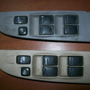 Пульт стеклоподъемника NISSAN Sunny B15 перед, прав